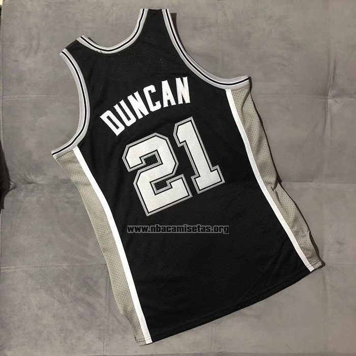 Camiseta San Antonio Spurs Tim Duncan NO 21 Mitchell & Ness 2001-02 Negro